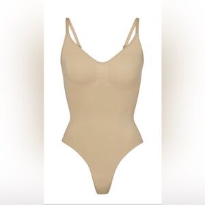 SKIMS THONG BODYSUIT S NWOT